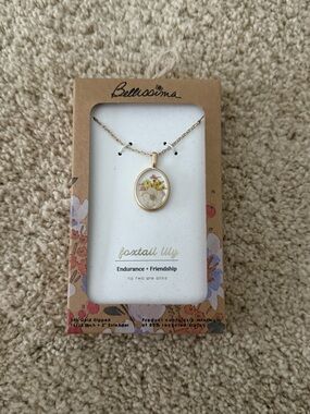 Bella Uno Bellassima Gold Foxtail Lily Pendant Necklace Gold dipped